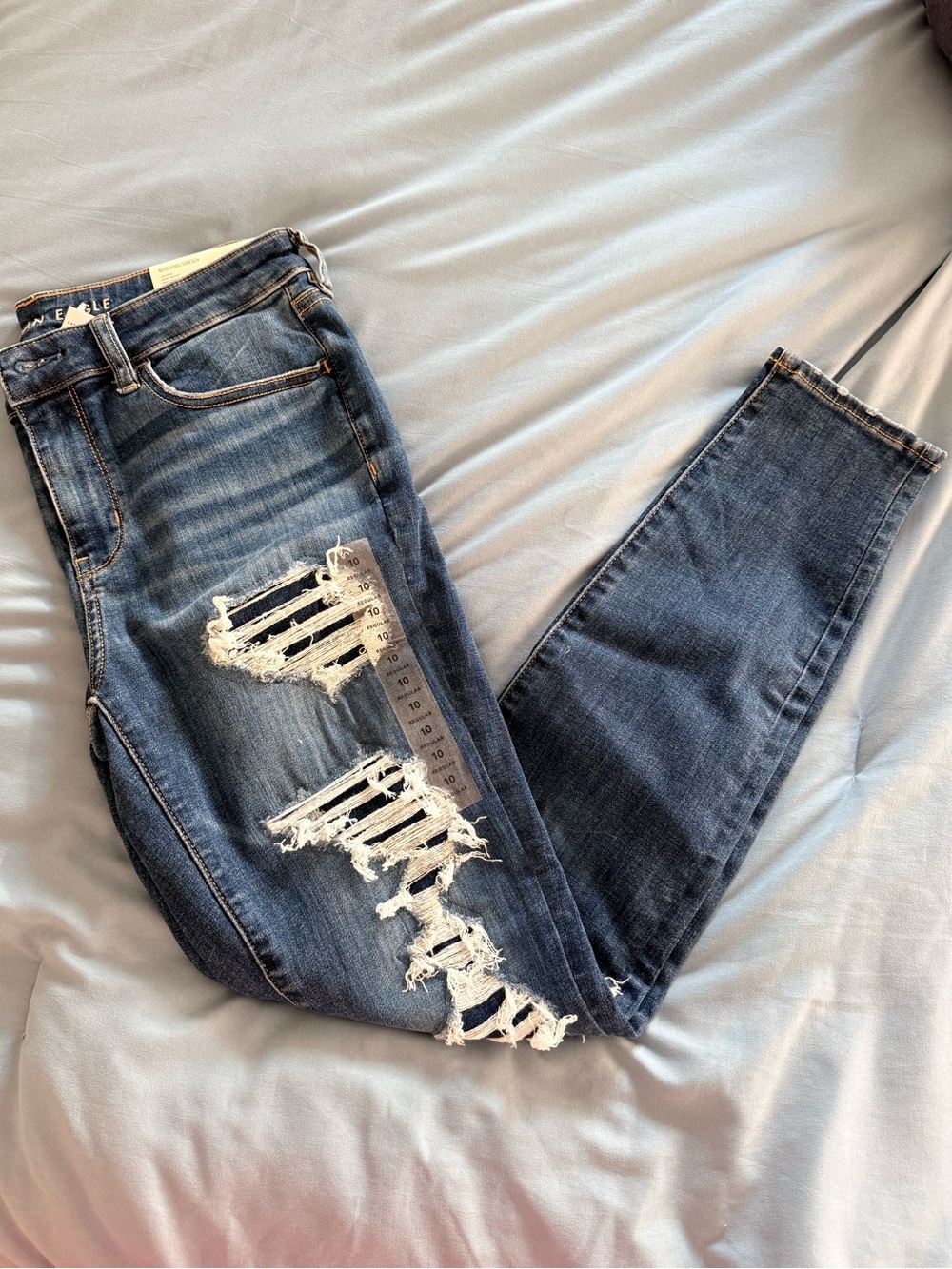 American Eagle Outfitters Distressed Dark Blue Skinny Jeans